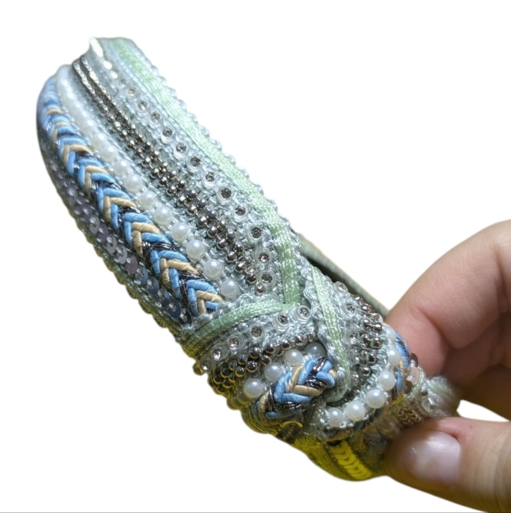 Women's Knotted Headband Mint Colors Beaded Embroidery NEW - Picture 6 of 8